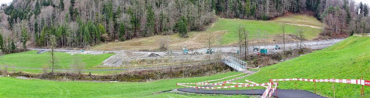 Strassenbaustelle Schmittli - Nidfuren Strassenbaustelle Schmittli - Nidfuren